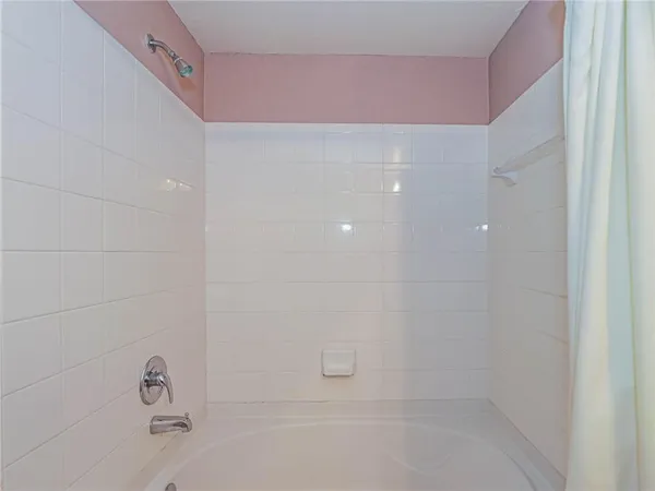 $2,000 | 2288 57th Circle, Unit 2288, Vero Beach, FL 32966