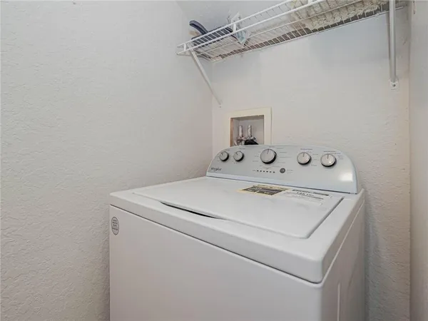 $2,000 | 2288 57th Circle, Unit 2288, Vero Beach, FL 32966