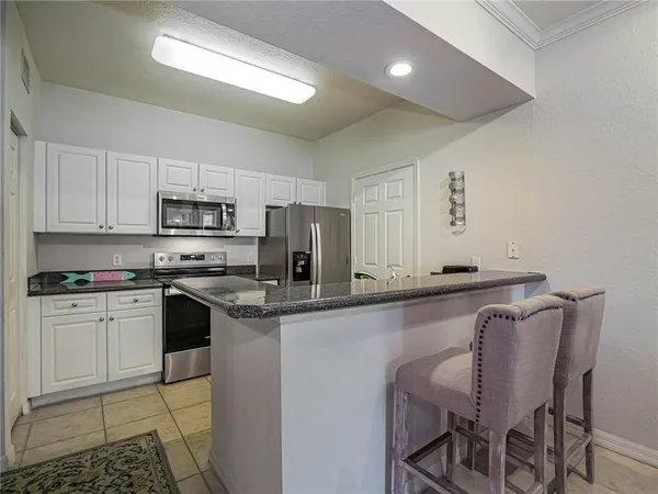 $2,000 | 2288 57th Circle, Unit 2288, Vero Beach, FL 32966