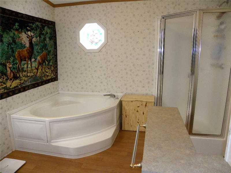 80 Wales Road Sabattus, ME 04280 - Photo 15 of 23 Master Bath/Spa.