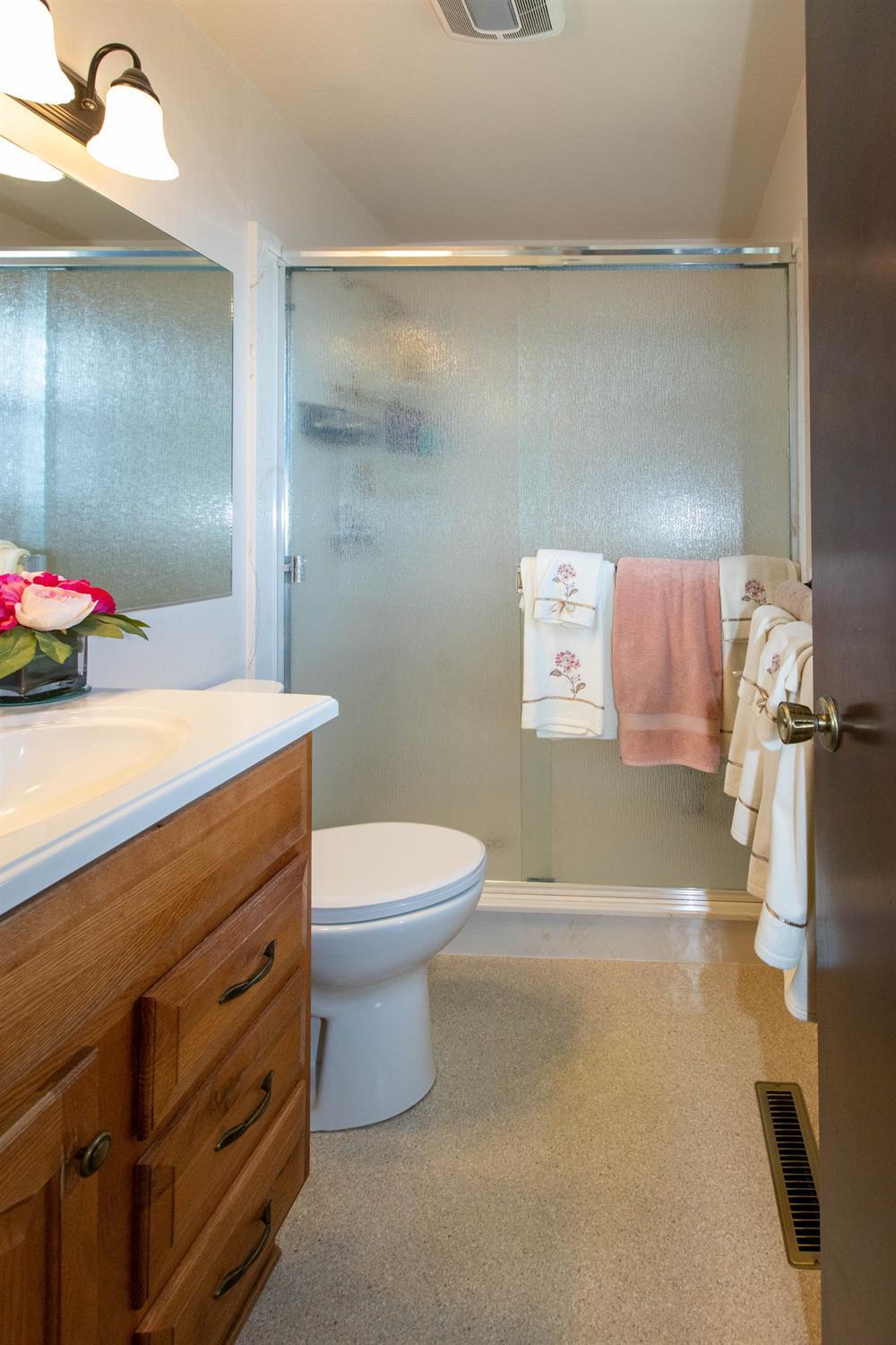 2286 Delta Waters Road Medford, OR 97504 - Photo 22 of 33 Additional Photo