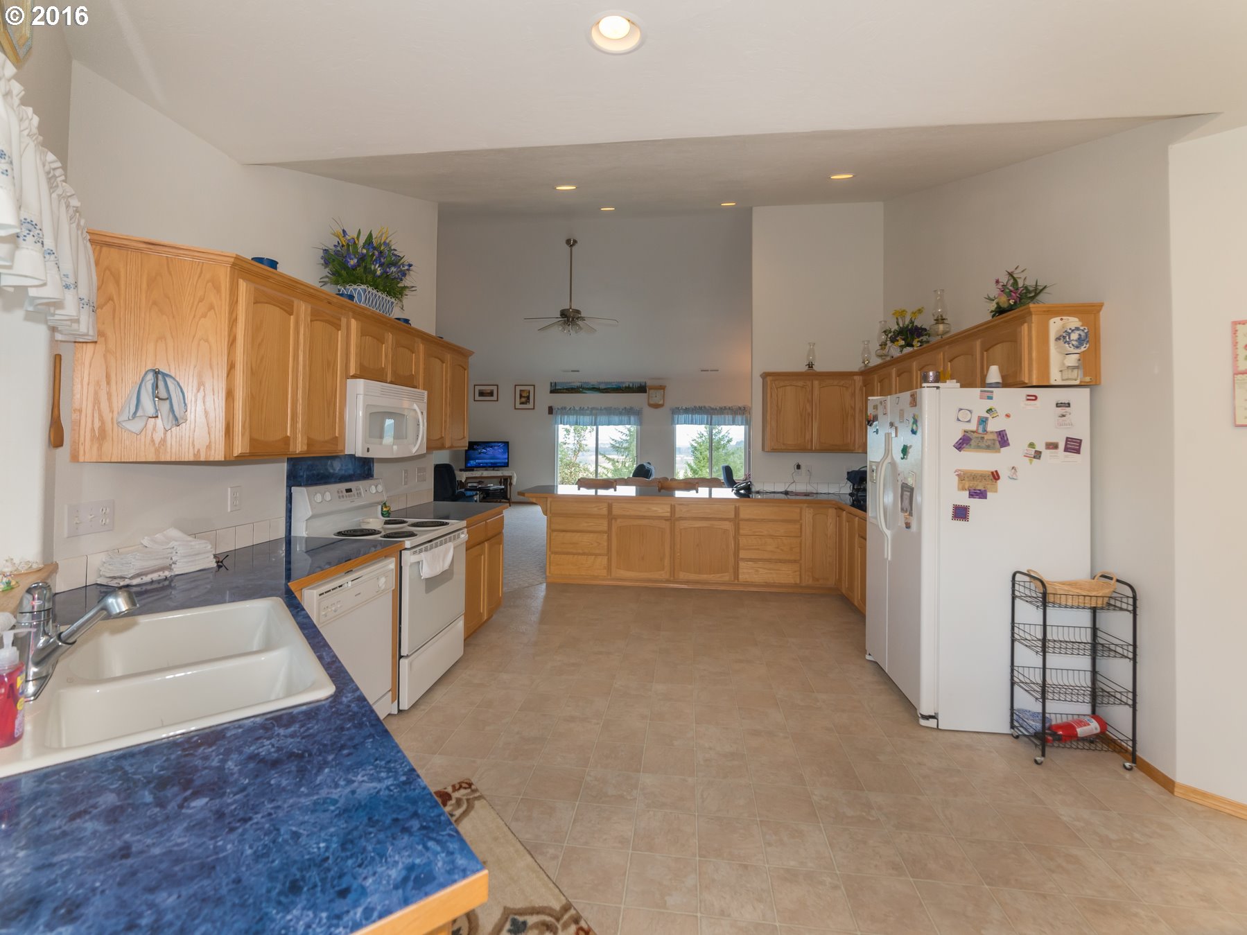 33425 Craig Loop Cottage Grove, OR 97424 - Photo 9 of 31 Gallery Image 9