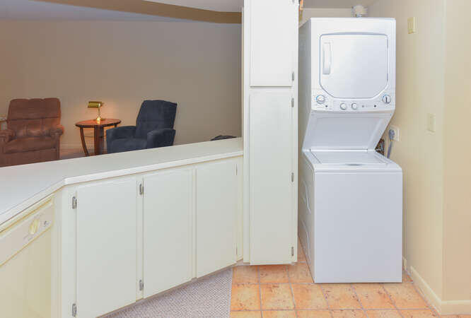 1605 Highway 1, Unit C203 Jupiter, FL 33477 - Photo 17 of 31 a utility room with dryer and washer