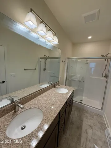 $703,900 | 3 Wisteria Court, Saratoga Springs, NY 12866