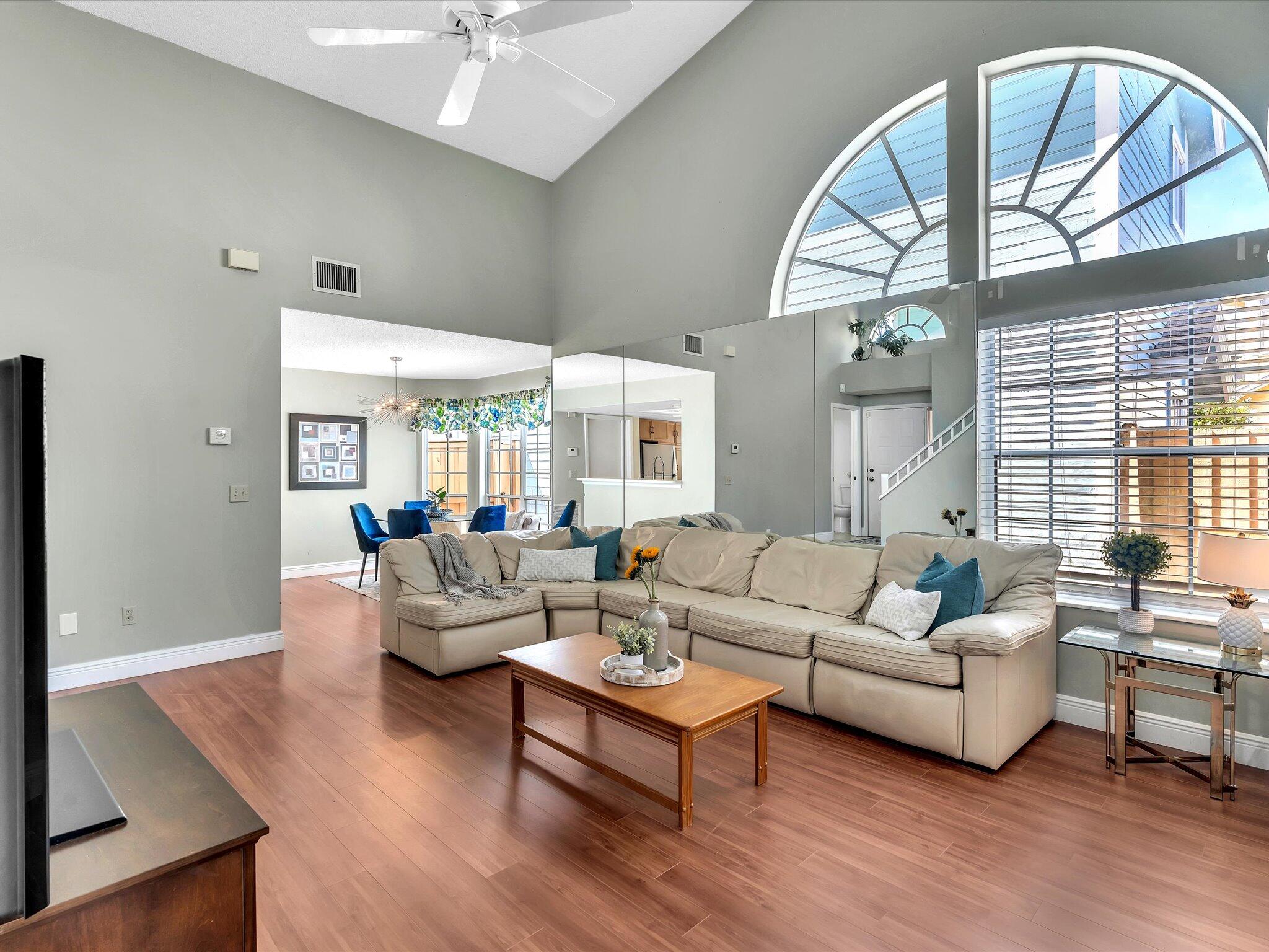 5091 Coronado Ridge Boca Raton, FL 33431 - Photo 12 of 52 Bright and airy Living