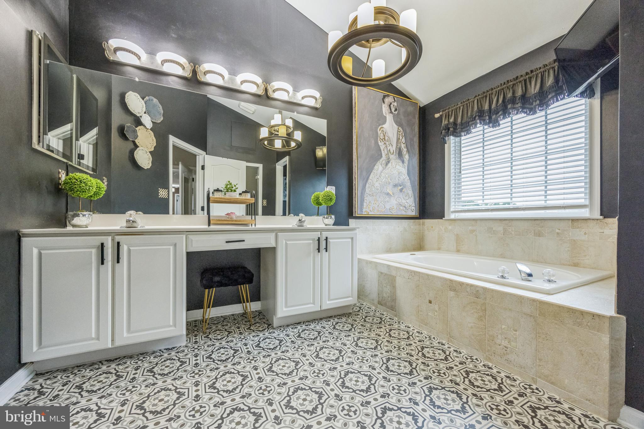 12 Skyline Circle Sewell, NJ 08080 - Photo 17 of 30