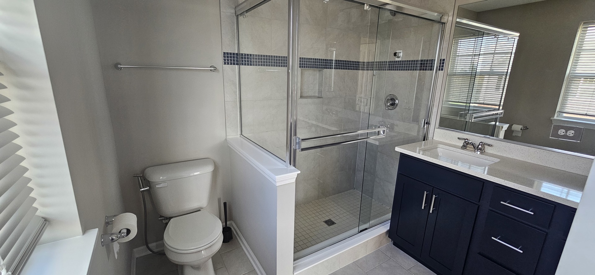 210 Timberleaf Circle Roselle, IL 60172 - Photo 6 of 14 a bathroom with a sink toilet and shower