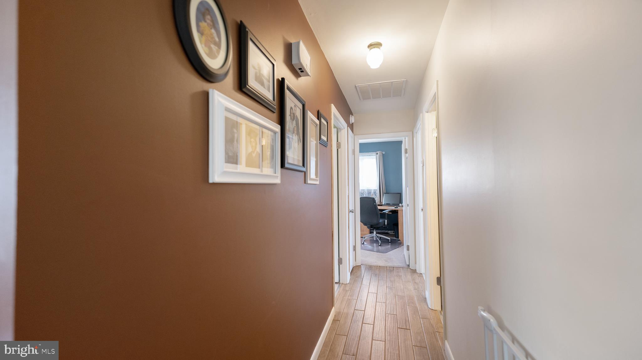 11209 Alton Road Frederick, MD 21701 - Photo 23 of 48 hallway to bedrooms