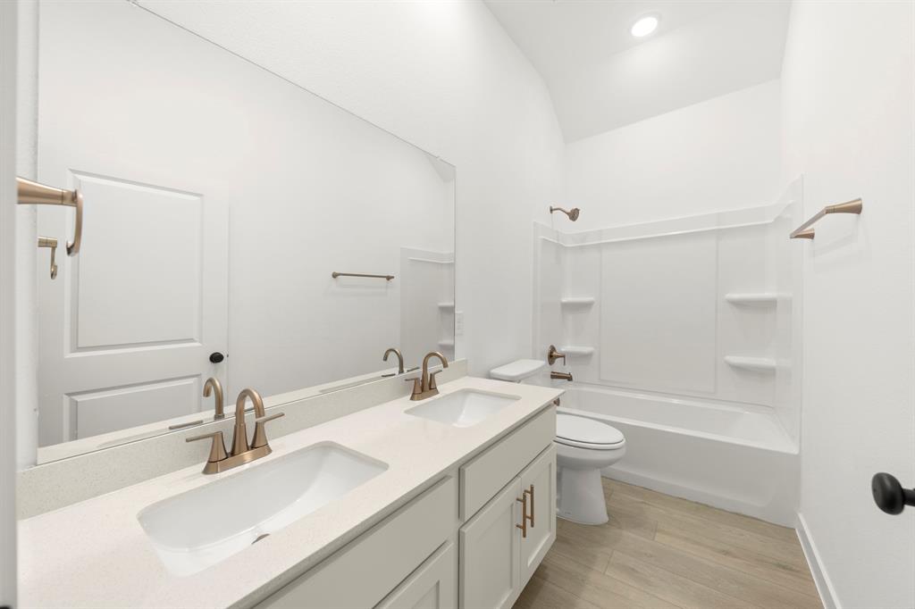5915 Laurel Lk Lane Pilot Point, TX 76258 - Photo 6 of 28 05. 5915 Laurel Lake - 2ND Bath