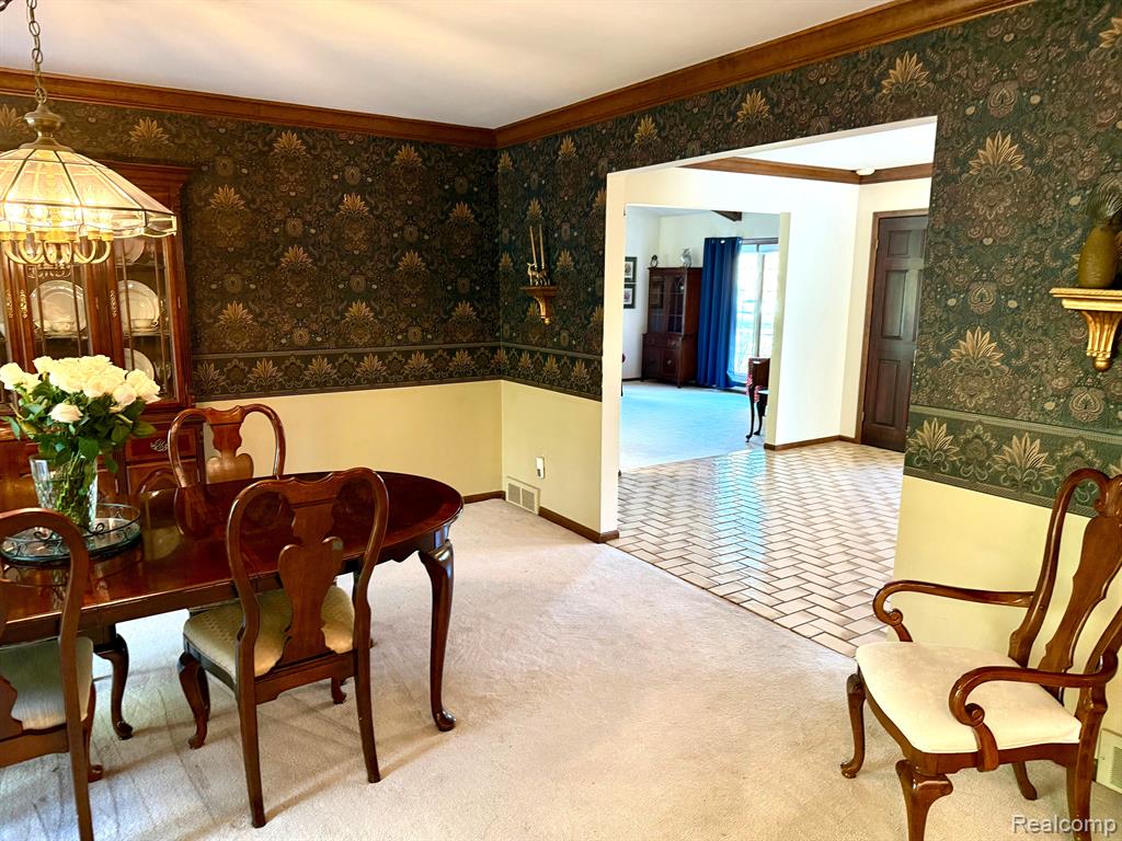 1382 Springwood Lane Rochester Hills, MI 48309 - Photo 15 of 51