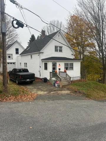 $195,000 | 11 Oak Street, Livermore Falls, ME 04254