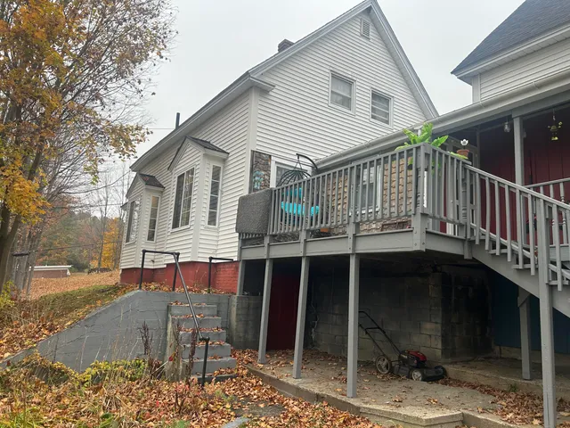 $195,000 | 11 Oak Street, Livermore Falls, ME 04254