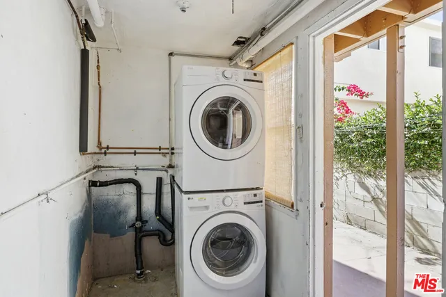 $3,700 | 1141 South Shenandoah Street, Los Angeles, CA 90035