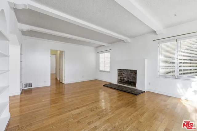 $3,700 | 1141 South Shenandoah Street, Los Angeles, CA 90035