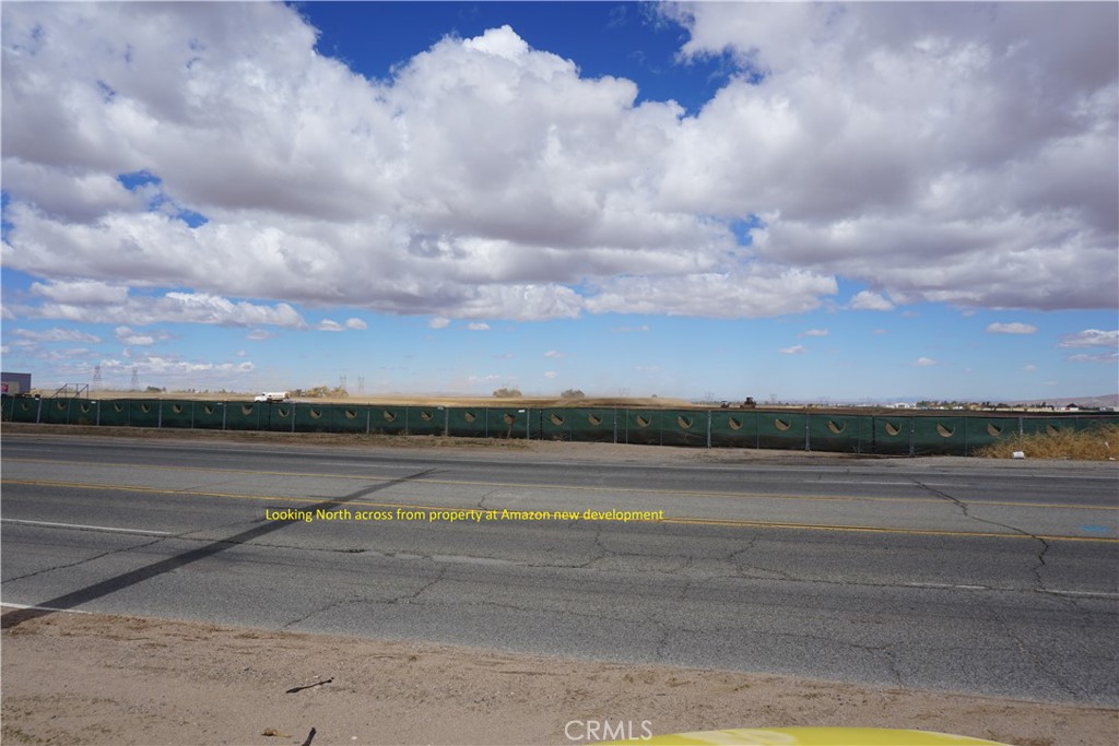 0 Us-395 Hesperia, CA 92344 - Photo 7 of 11 a view of an ocean and beach