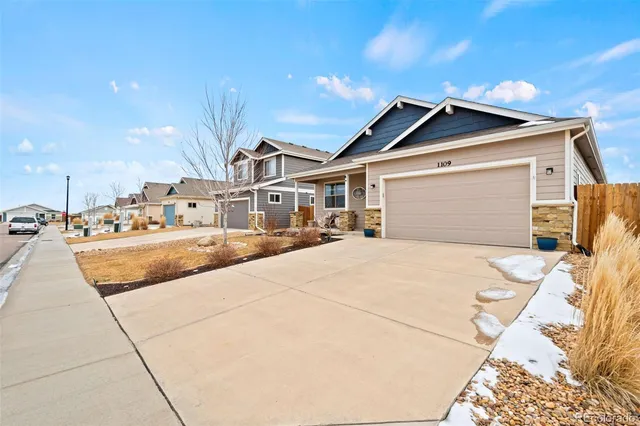 $450,000 | 1109 Bison Way, Wiggins, CO 80654