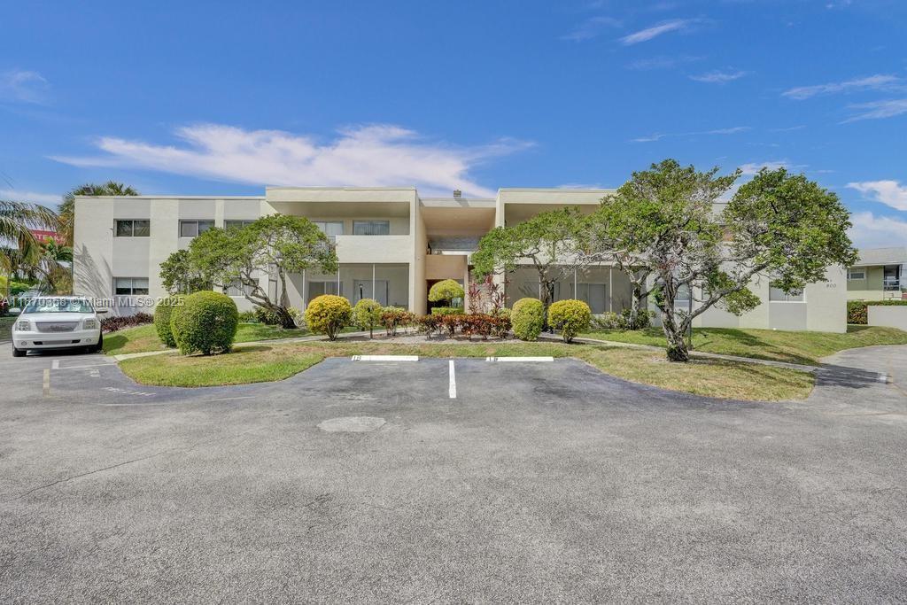 a view of a volley ball court
