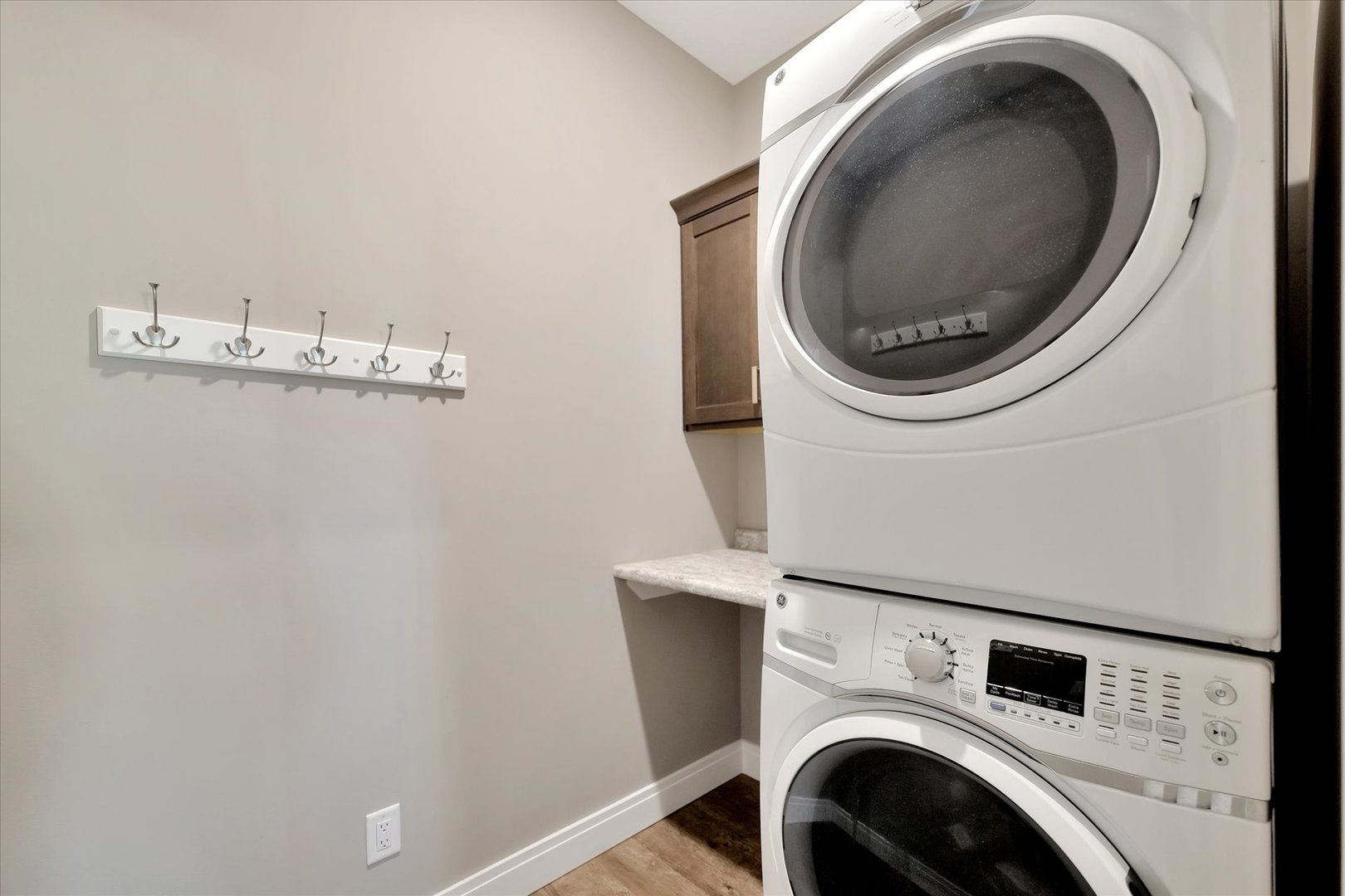 3402 Boulder Ridge Drive Champaign, IL 61822 - Photo 19 of 42 a utility room with dryer and washer