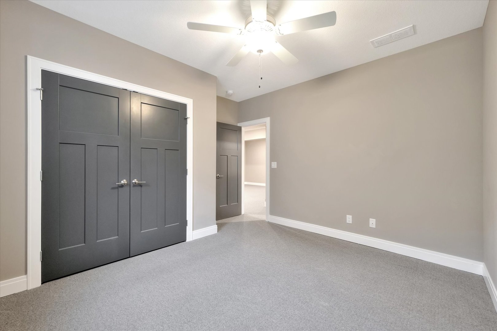 3402 Boulder Ridge Drive Champaign, IL 61822 - Photo 33 of 42 a view of an empty room