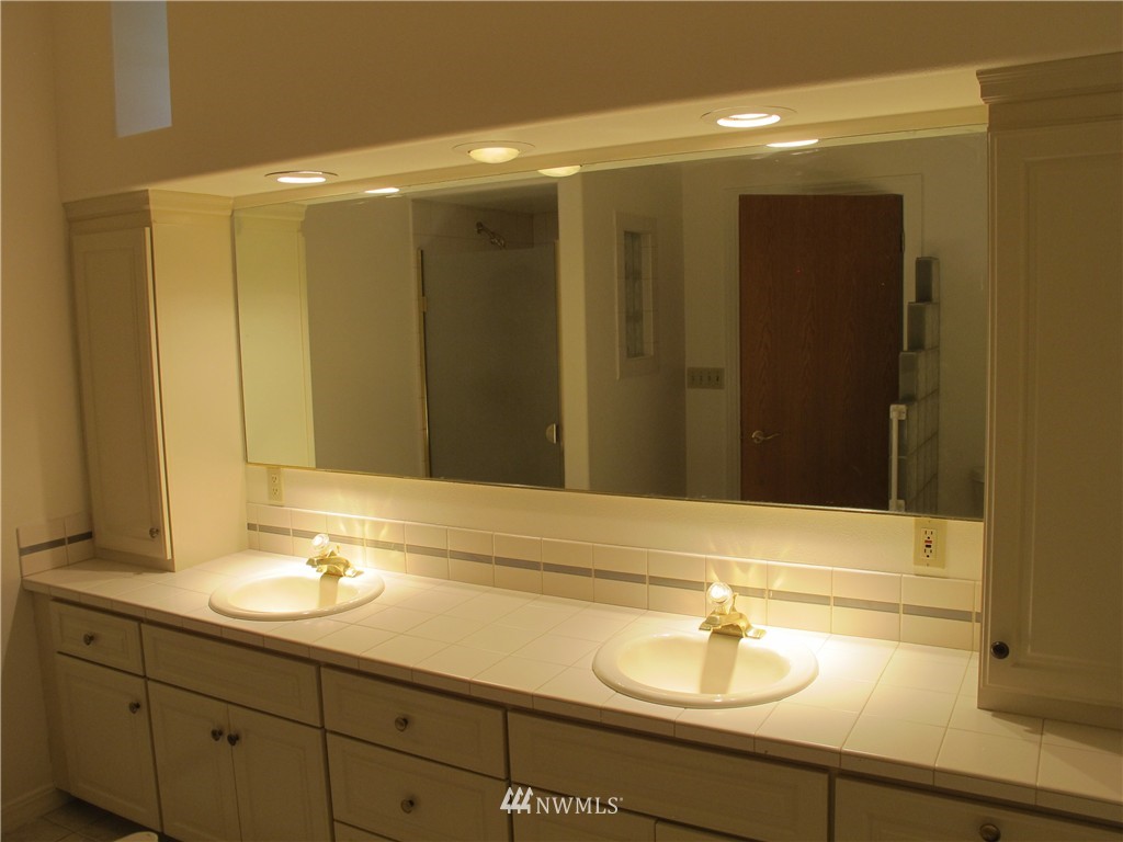 1295 Rd F .2 Northeast Moses Lake, WA 98837 - Photo 15 of 23 Gallery Image 15