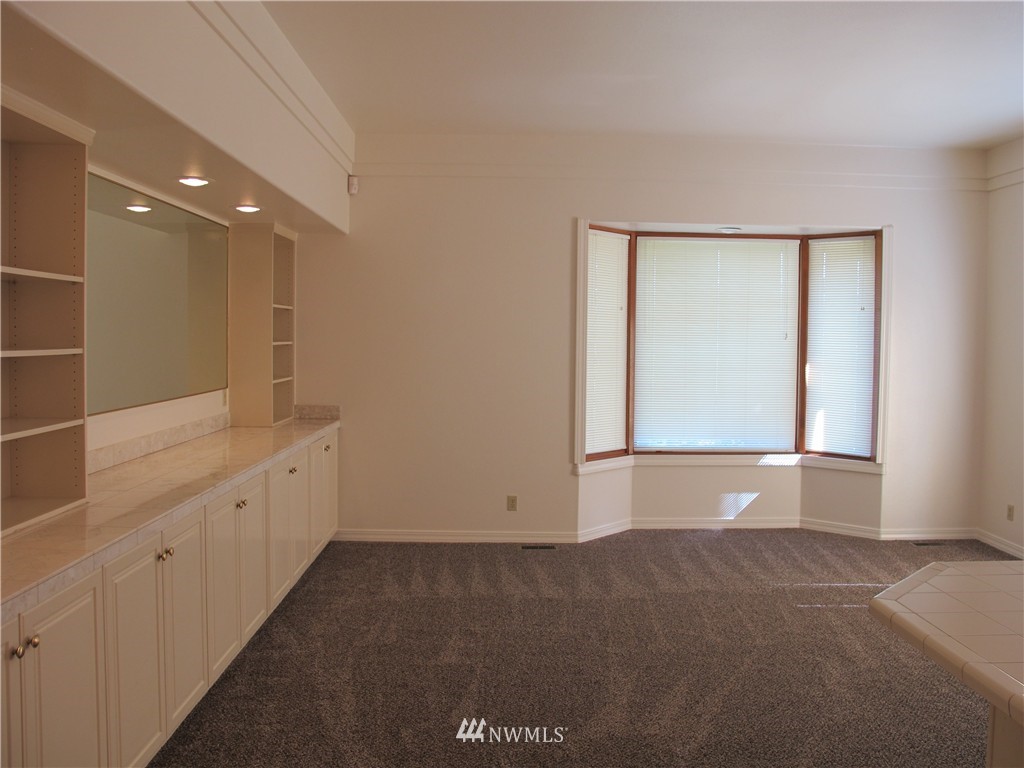 1295 Rd F .2 Northeast Moses Lake, WA 98837 - Photo 9 of 23 Gallery Image 9