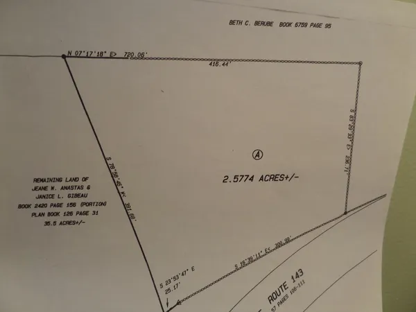 a close up view of washer and dryer