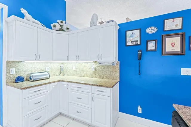 $419,900 | 8261 Lake Cypress Road, Lake Worth, FL 33467