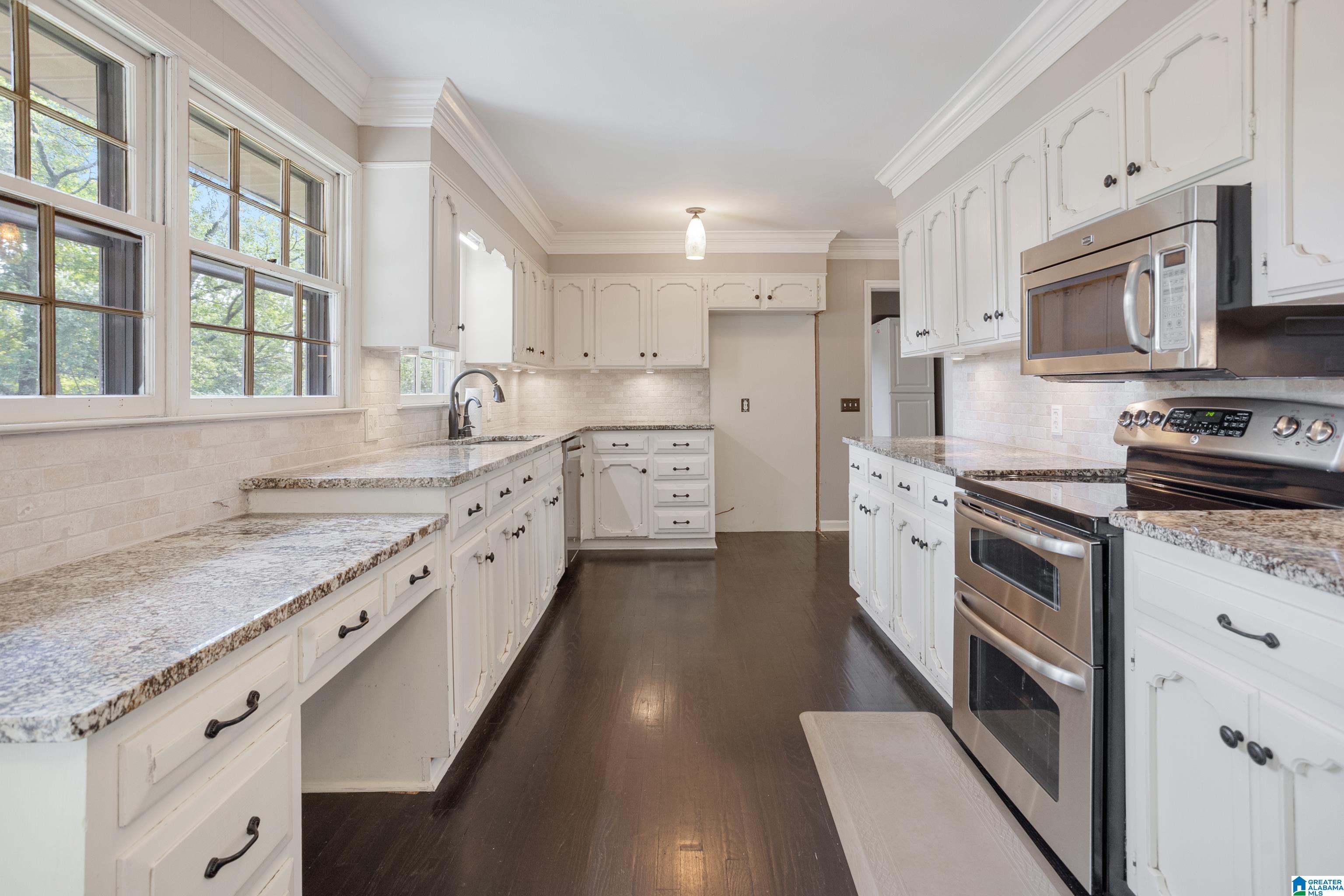 3316 Circle Hill Road Birmingham, AL 35243 - Photo 16 of 61