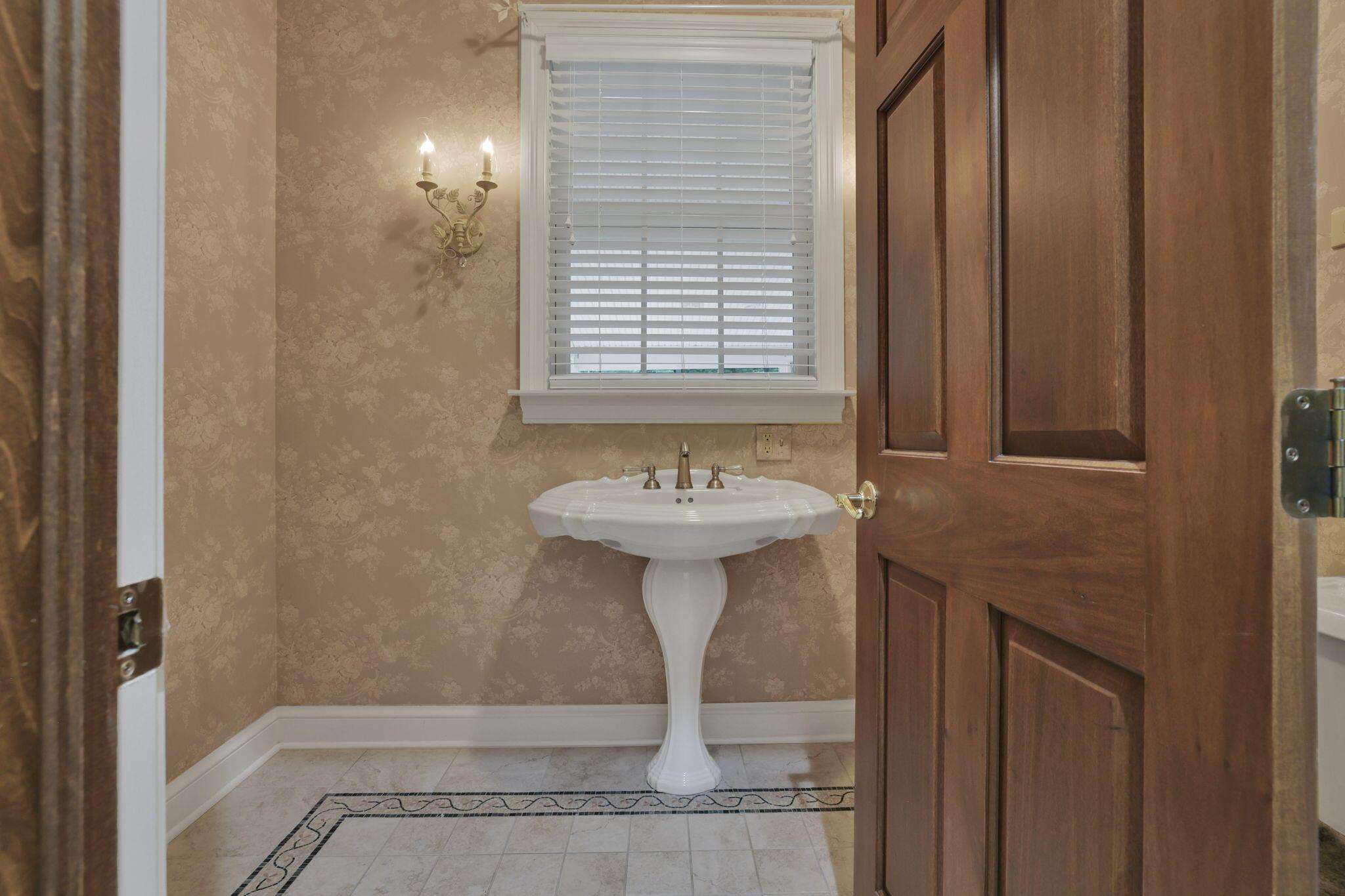 1200 Willow Road Springfield, OH 45502 - Photo 40 of 65 126-web-or-mls-GR7A8903