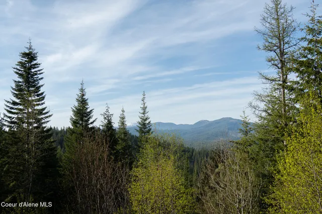 $499,900 | 9620 North Hill Road, Post Falls, ID 83854