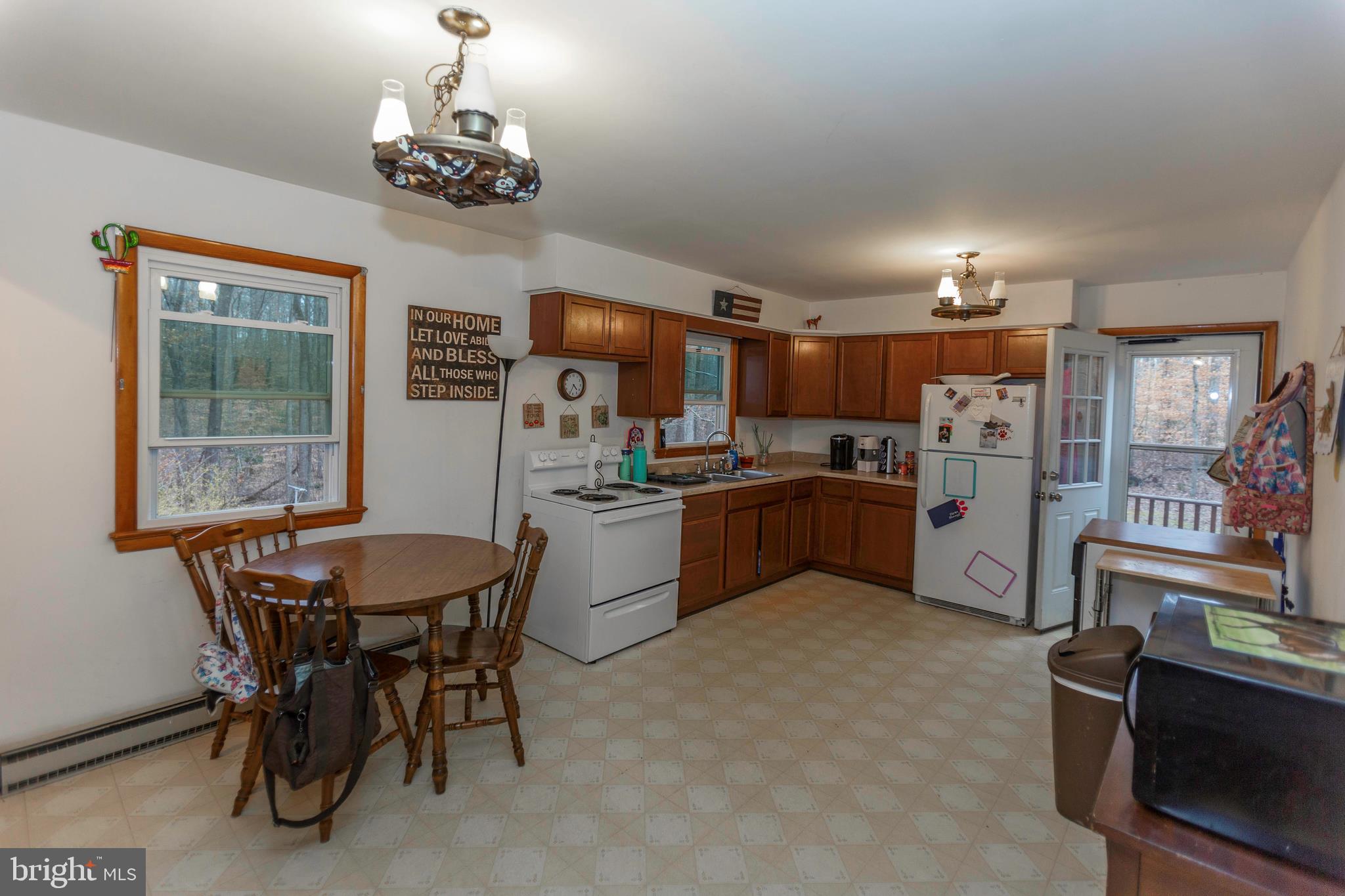11897 Bristersburg Road Midland, VA 22728 - Photo 4 of 14 Kitchen