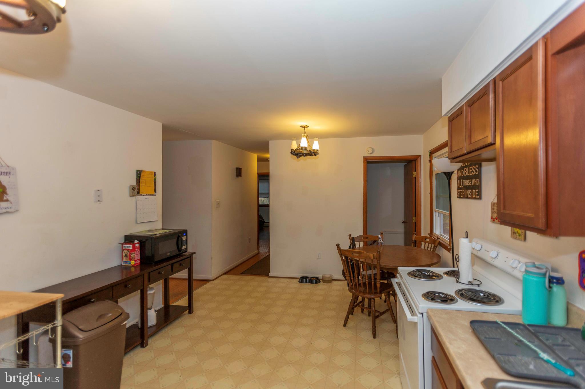 11897 Bristersburg Road Midland, VA 22728 - Photo 5 of 14 Kitchen