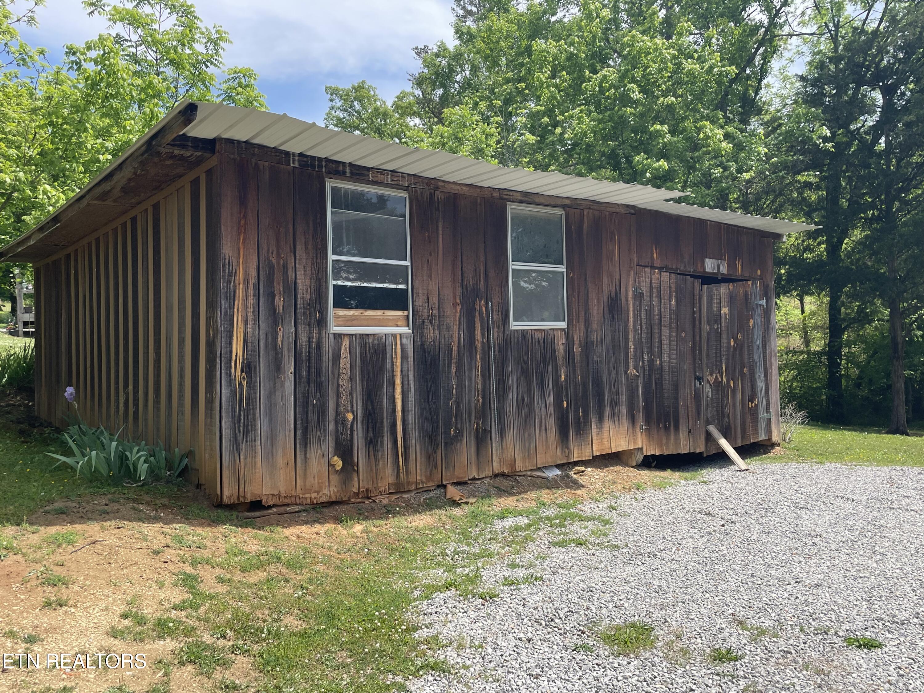 1114 Rocky Springs Road Madisonville, TN 37354 - Photo 28 of 35 7BE6DAC7-0E1E-4BC0-8E57-9EAF72CFF40D