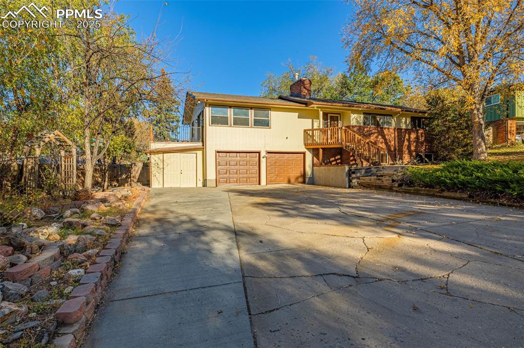 23 Newport Circle Colorado Springs, CO 80906 - Photo 2 of 49 a backyard of a house