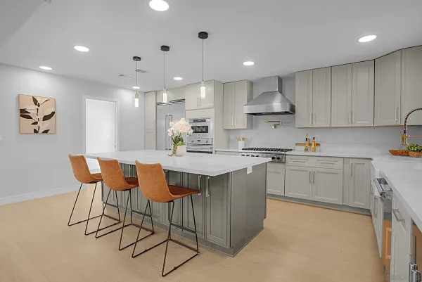$2,995,000 | 6 Bahama Bend, Coronado, CA 92118