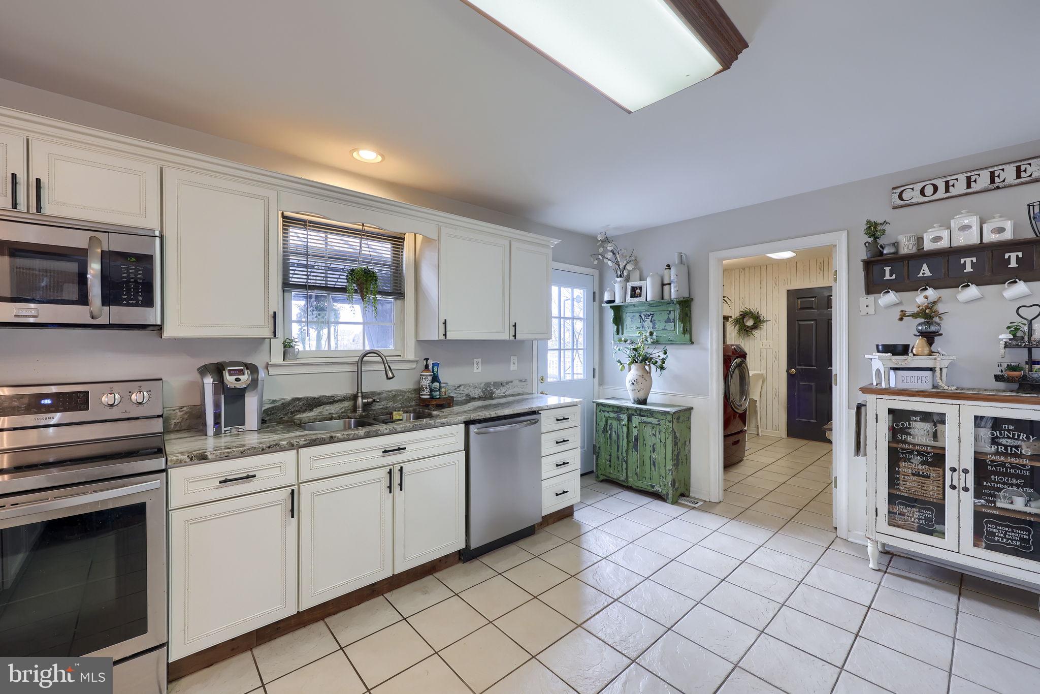 4158 Landis Road Hanover, PA 17331 - Photo 11 of 51