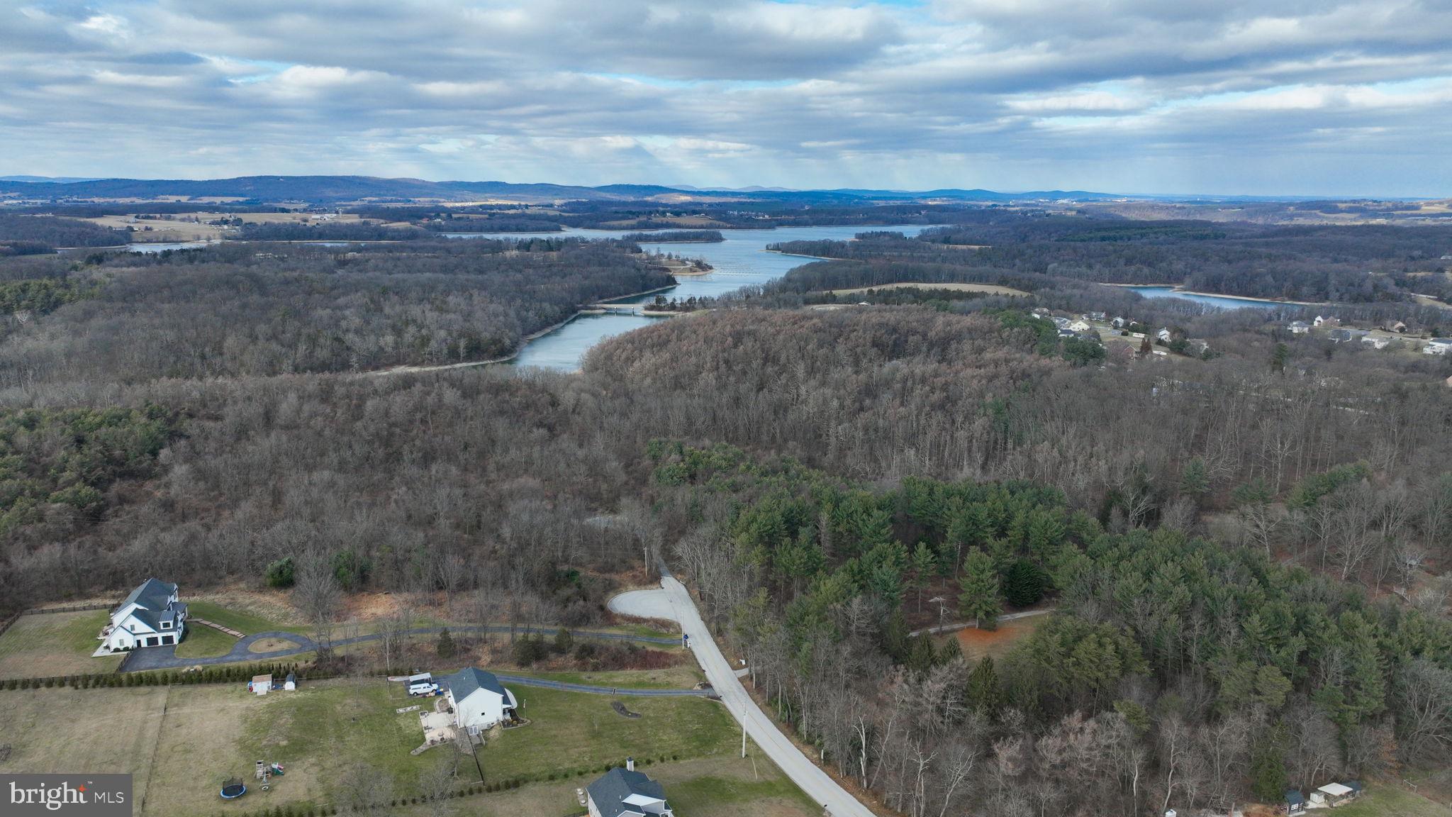 4158 Landis Road Hanover, PA 17331 - Photo 3 of 51