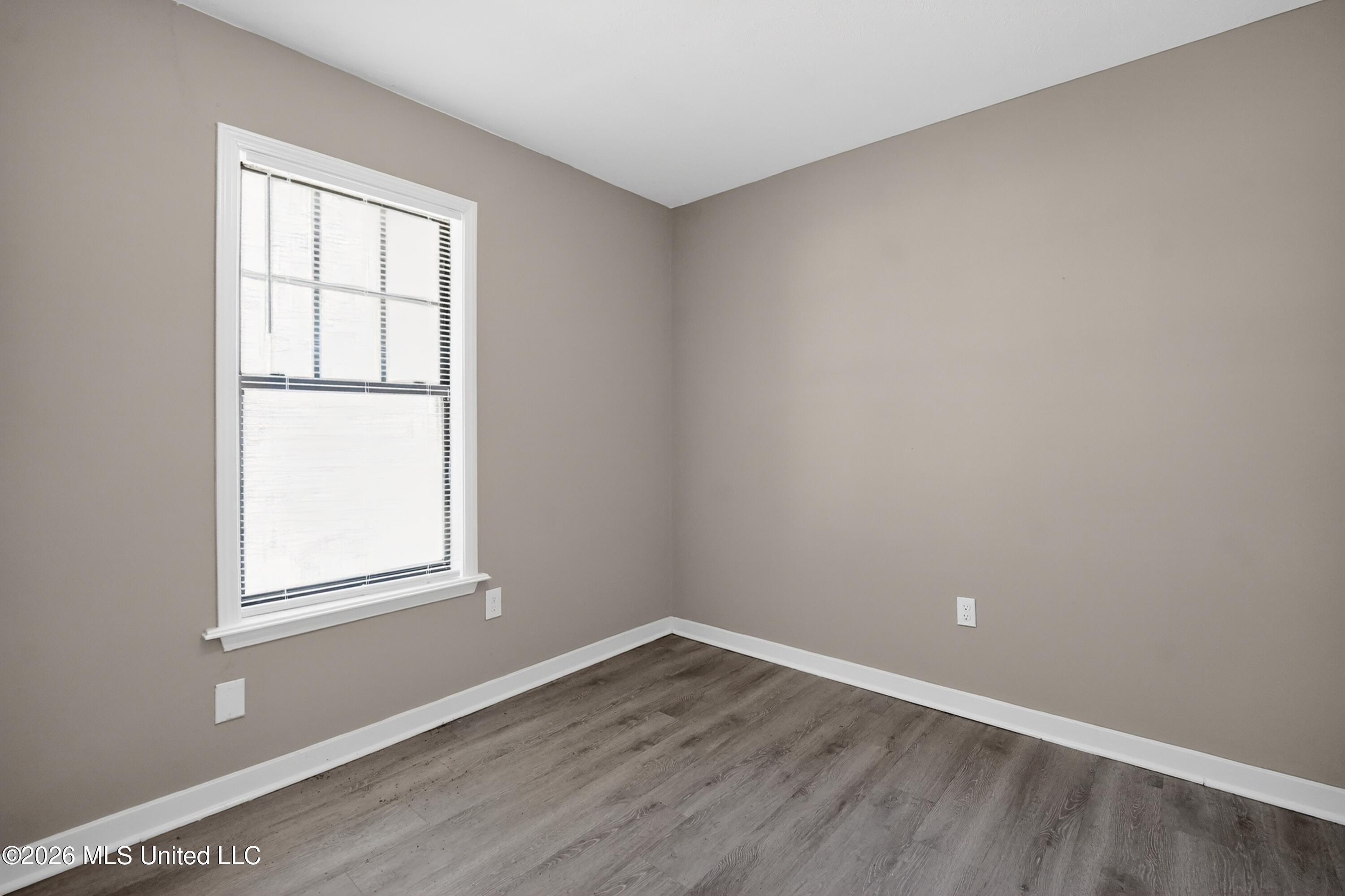 125 Brandy Run Road Brandon, MS 39047 - Photo 10 of 45 25_125_Brandy_Run_Rd_Brandon-Living_room