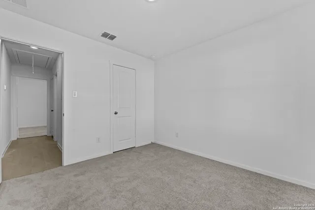 $275,000 | 105 Ellendale Place, Fredericksburg, TX 78624