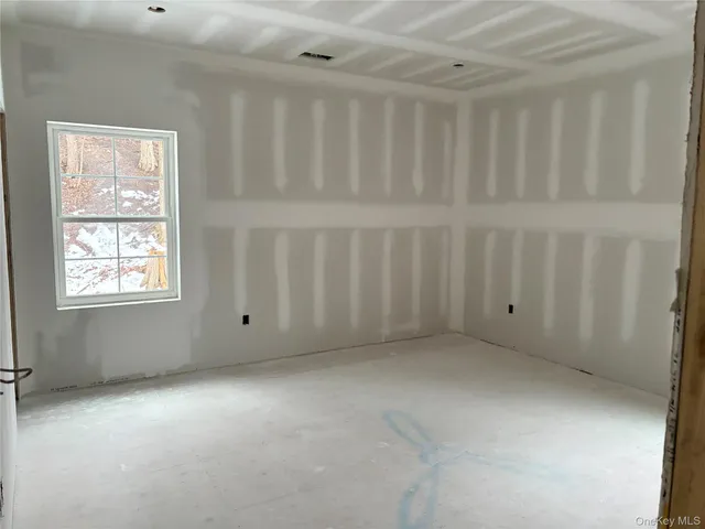 $509,900 | 40 Neversink Drive, Port Jervis, NY 12771