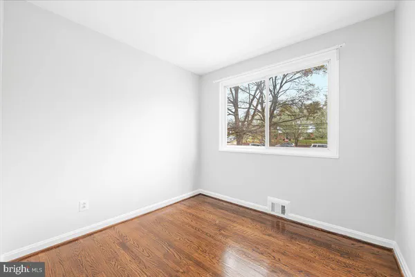 $2,250 | 5225 59th Avenue, Riverdale, MD 20737