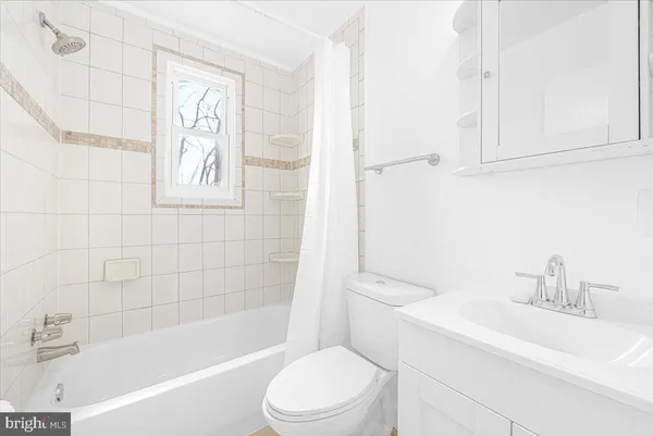 $2,250 | 5225 59th Avenue, Riverdale, MD 20737