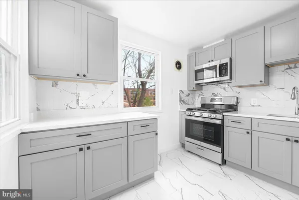 $2,250 | 5225 59th Avenue, Riverdale, MD 20737