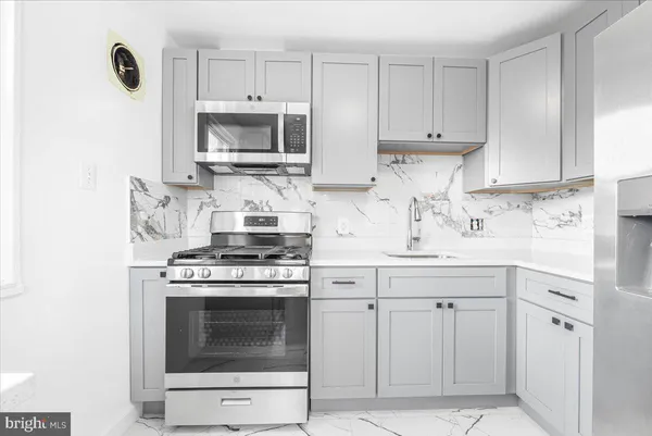 $2,250 | 5225 59th Avenue, Riverdale, MD 20737