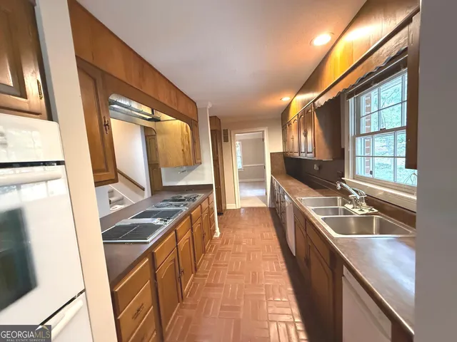 $925,000 | 2506 Emerald Drive, Jonesboro, GA 30236