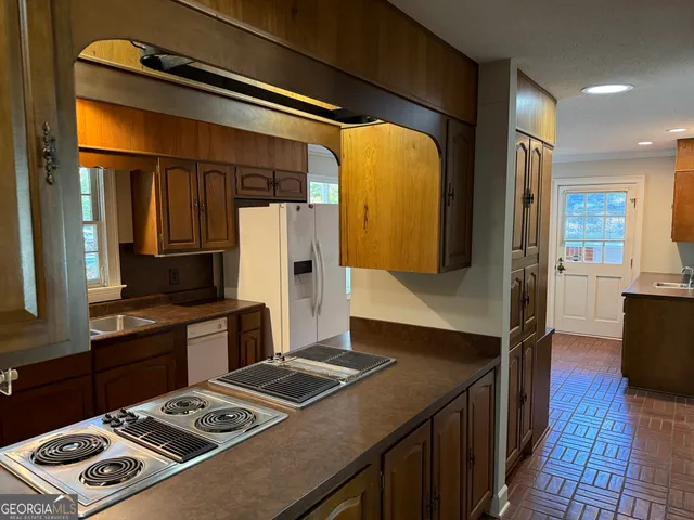 $925,000 | 2506 Emerald Drive, Jonesboro, GA 30236