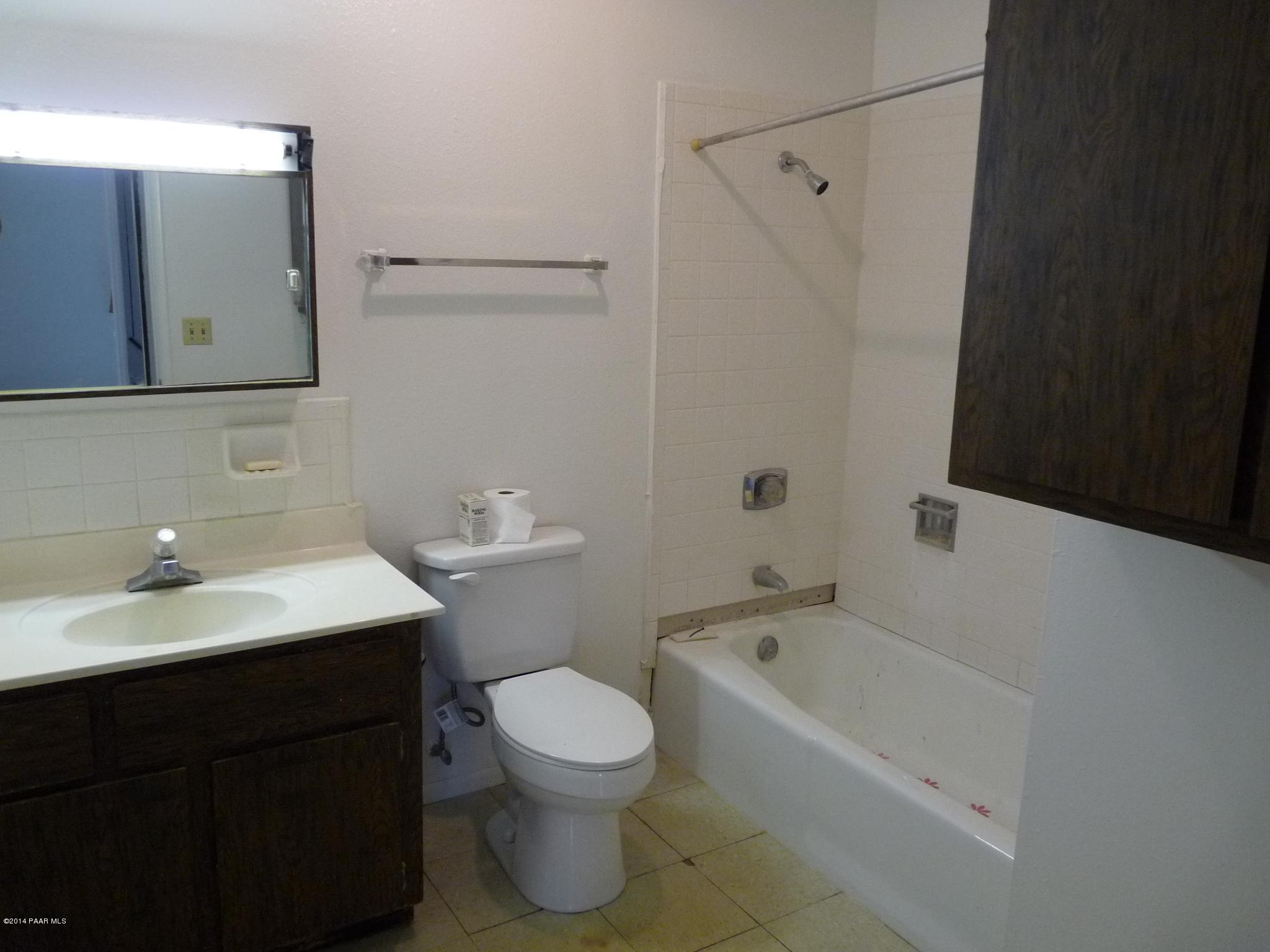 312 Canyon View Street Prescott, AZ 86303 - Photo 16 of 22 Bathroom 2 guest
