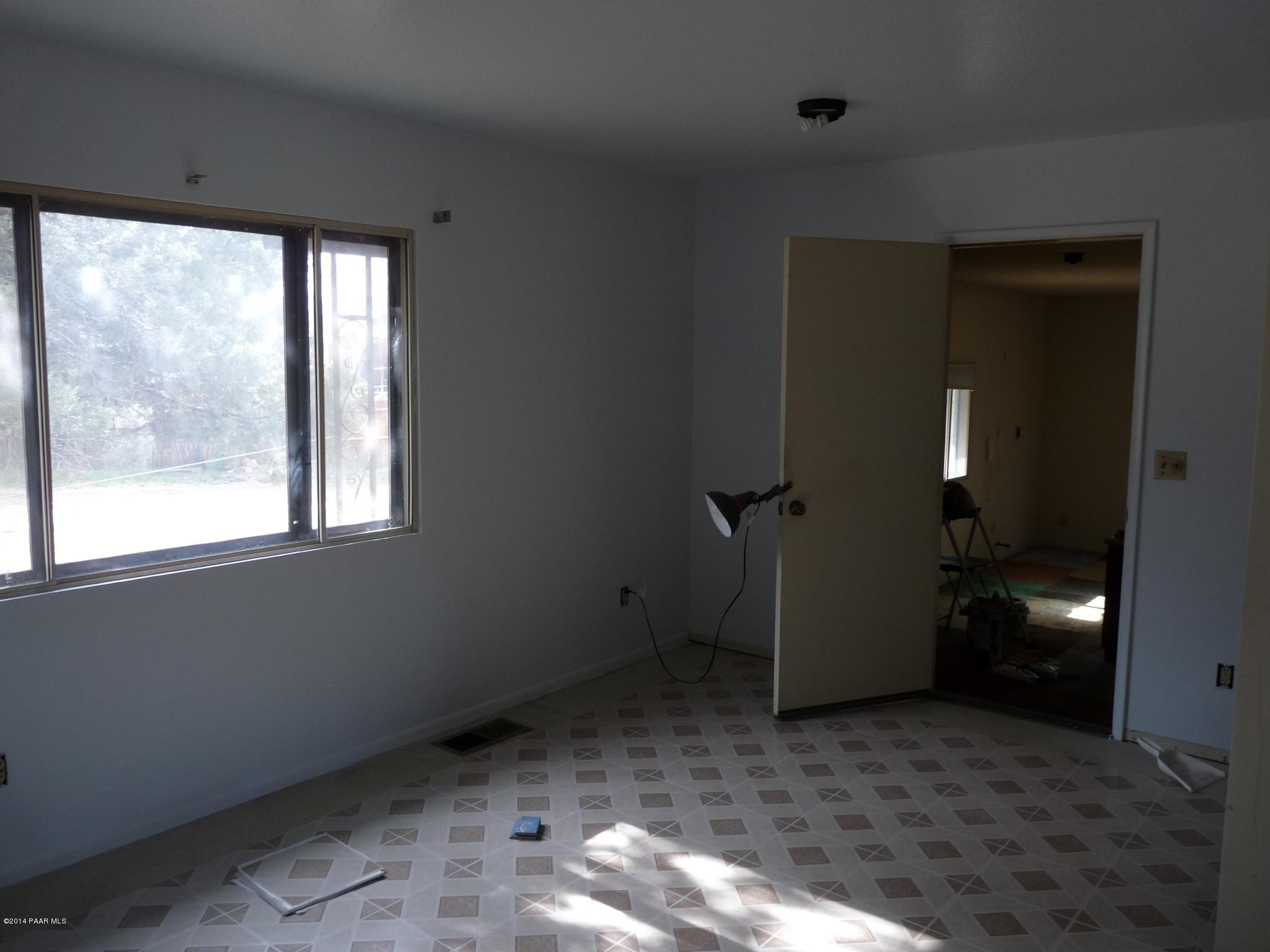 312 Canyon View Street Prescott, AZ 86303 - Photo 8 of 22 Dining area