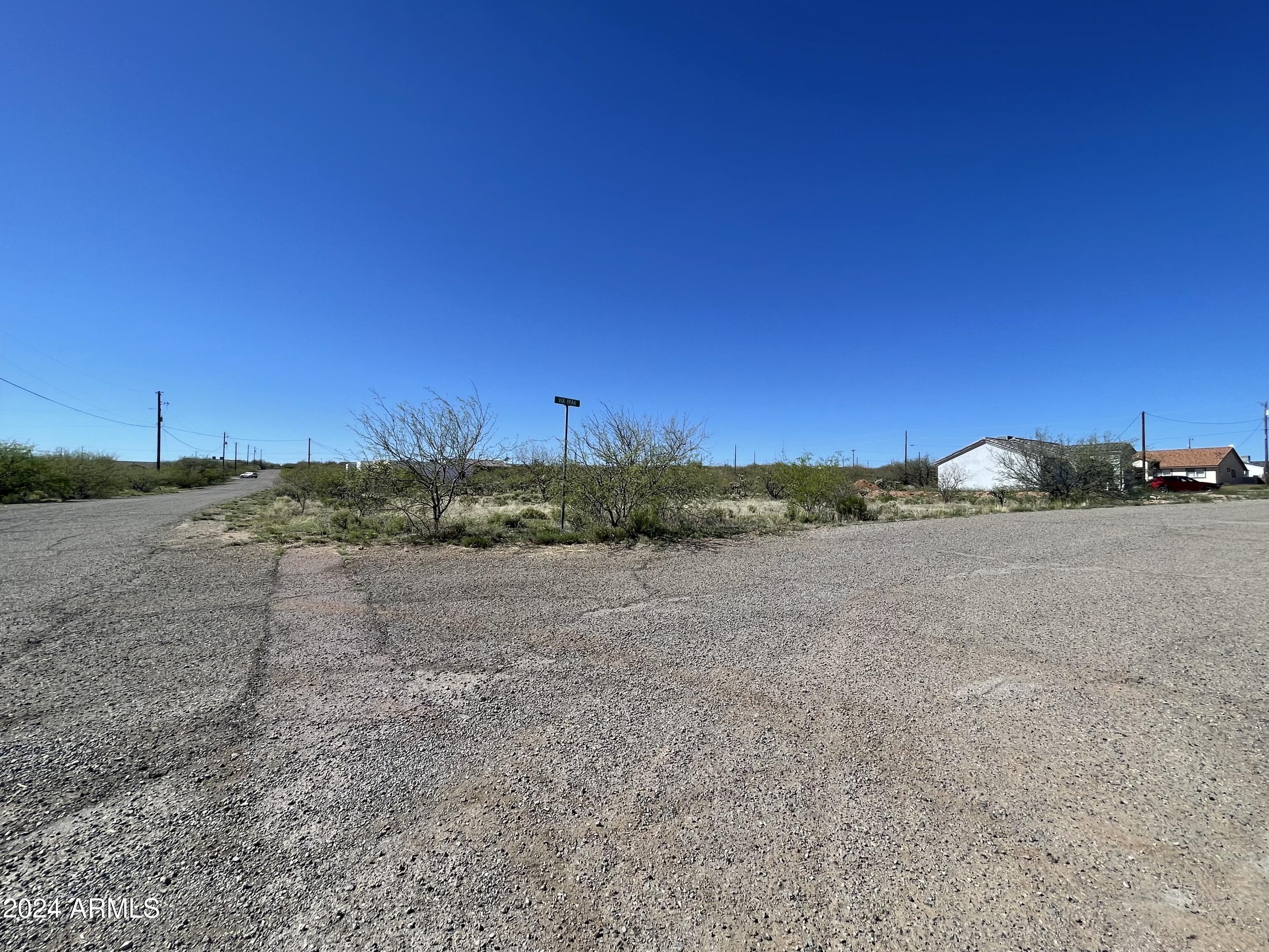 1825 Via Nueva Zelandia, Unit 7 Rio Rico, AZ 85648 - Photo 1 of 8 Corner lot