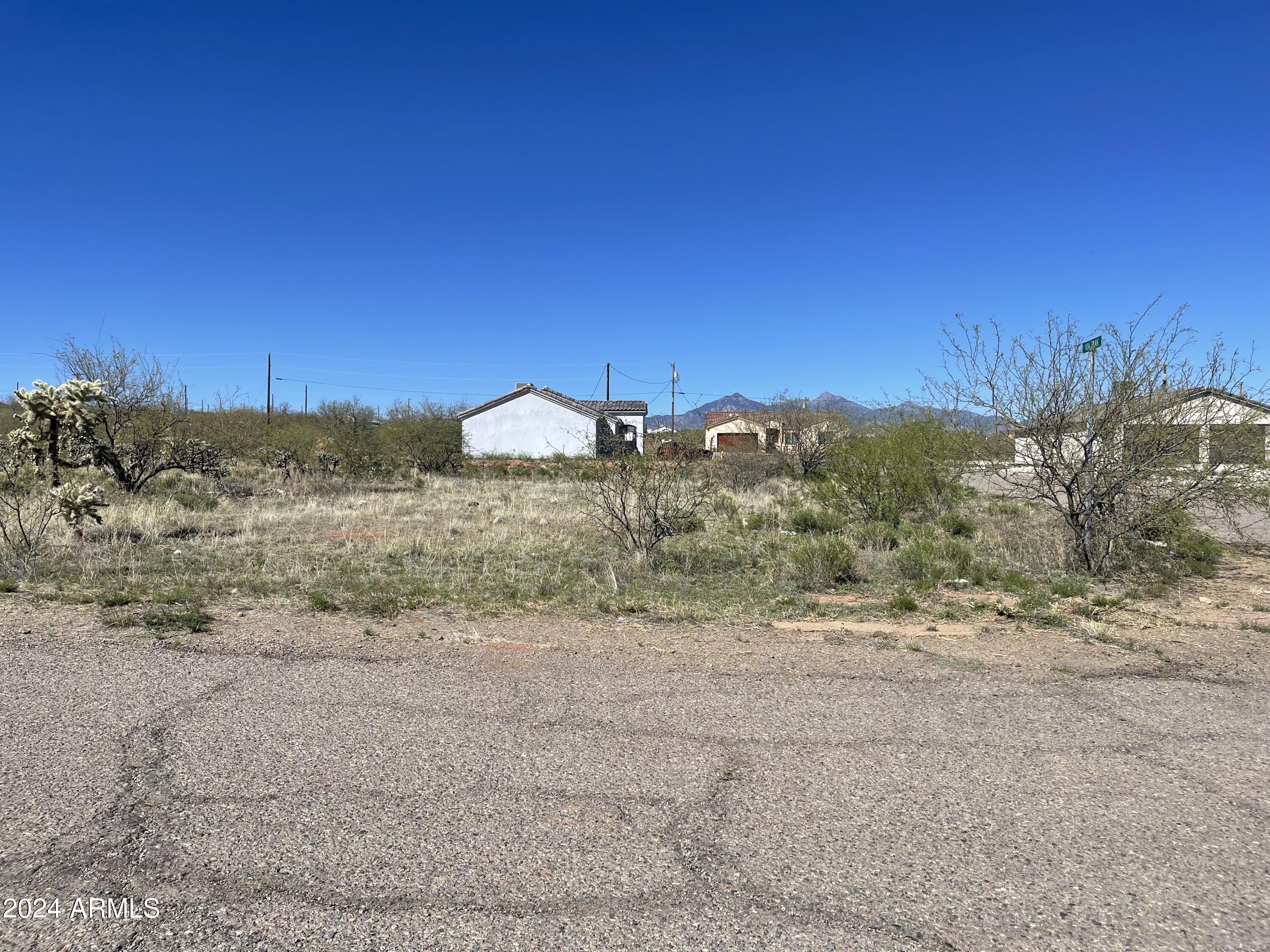 1825 Via Nueva Zelandia, Unit 7 Rio Rico, AZ 85648 - Photo 7 of 8 lot view